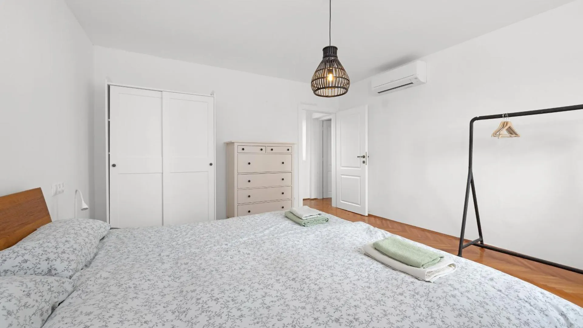 וילה הוילה Peruški Casa Mirna For 7 People Near Pula With Sea View & Only 2 Km From The Sea