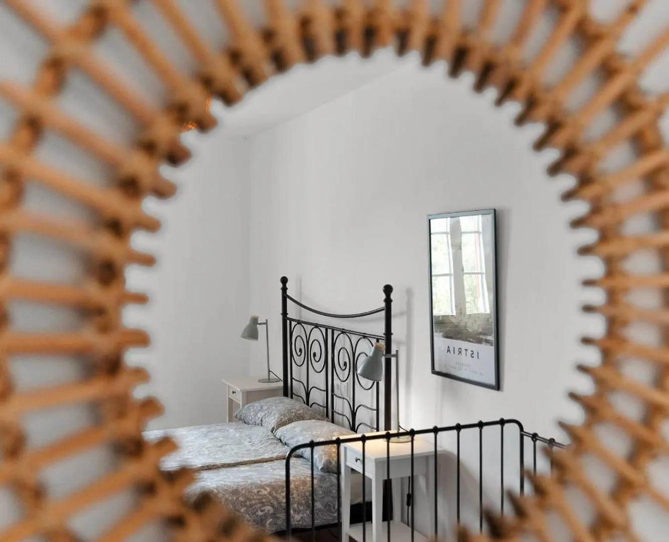 הוילה Peruški Casa Mirna For 7 People Near Pula With Sea View & Only 2 Km From The Sea 0*,