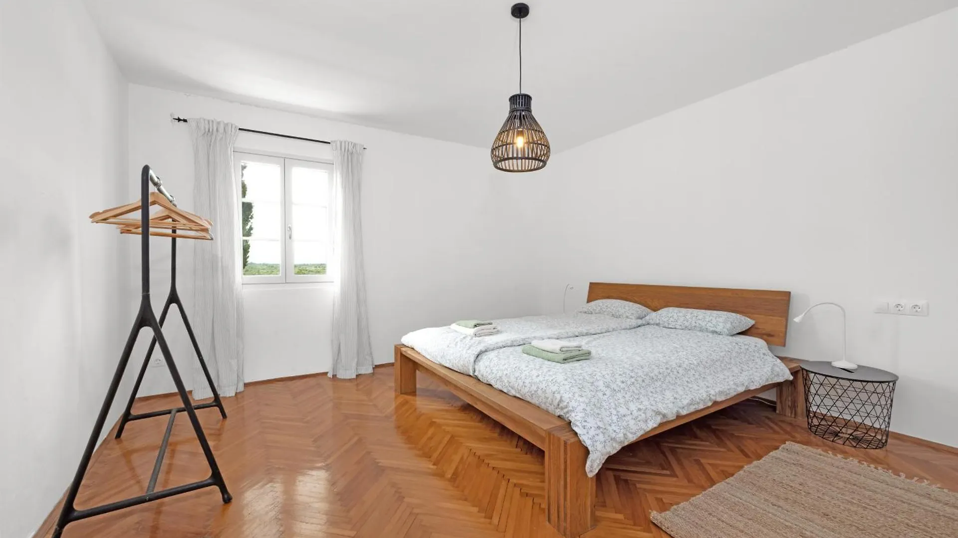 הוילה Peruški Casa Mirna For 7 People Near Pula With Sea View & Only 2 Km From The Sea 0*,  קרואטיה