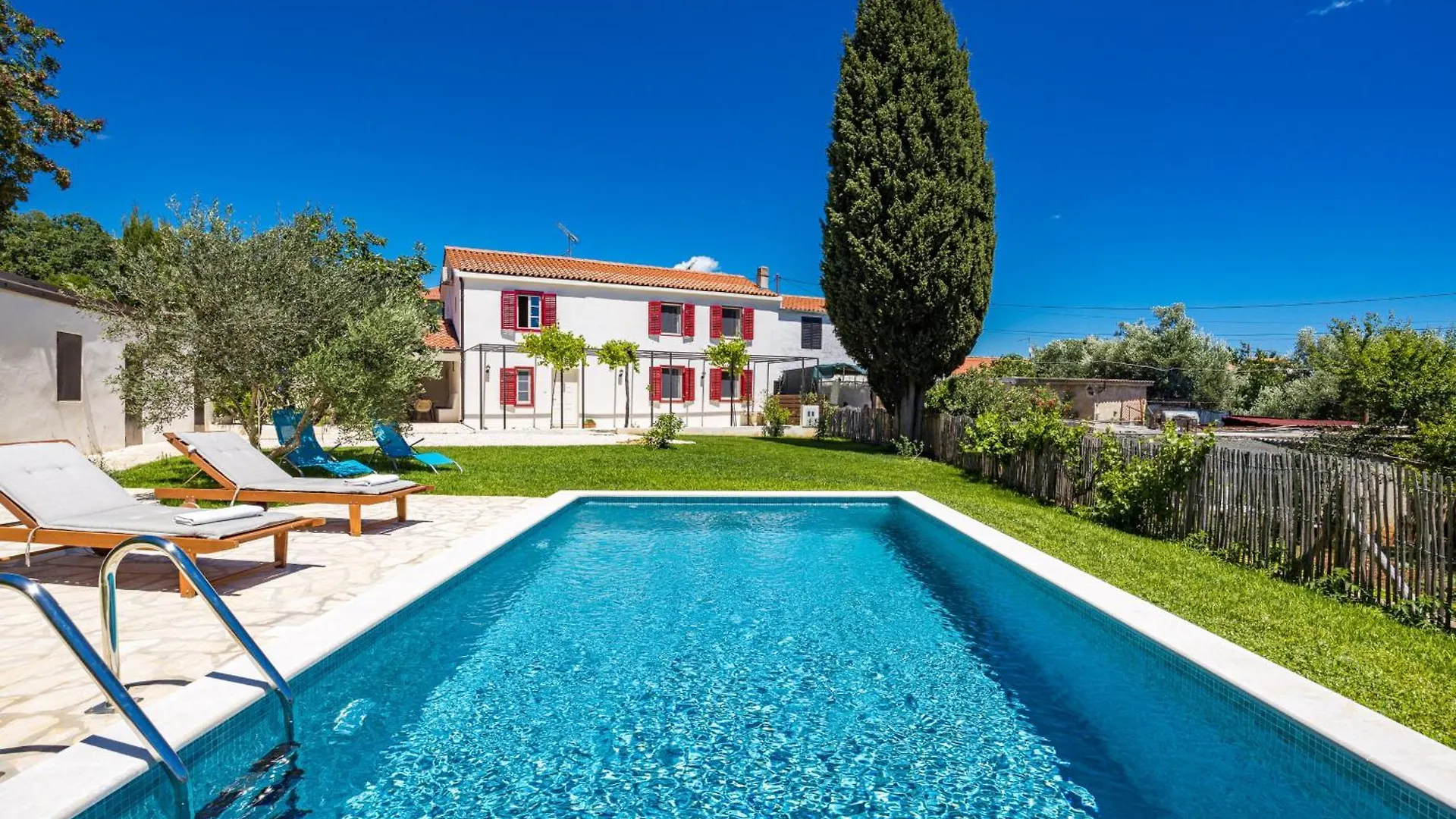הוילה Peruški Casa Mirna For 7 People Near Pula With Sea View & Only 2 Km From The Sea